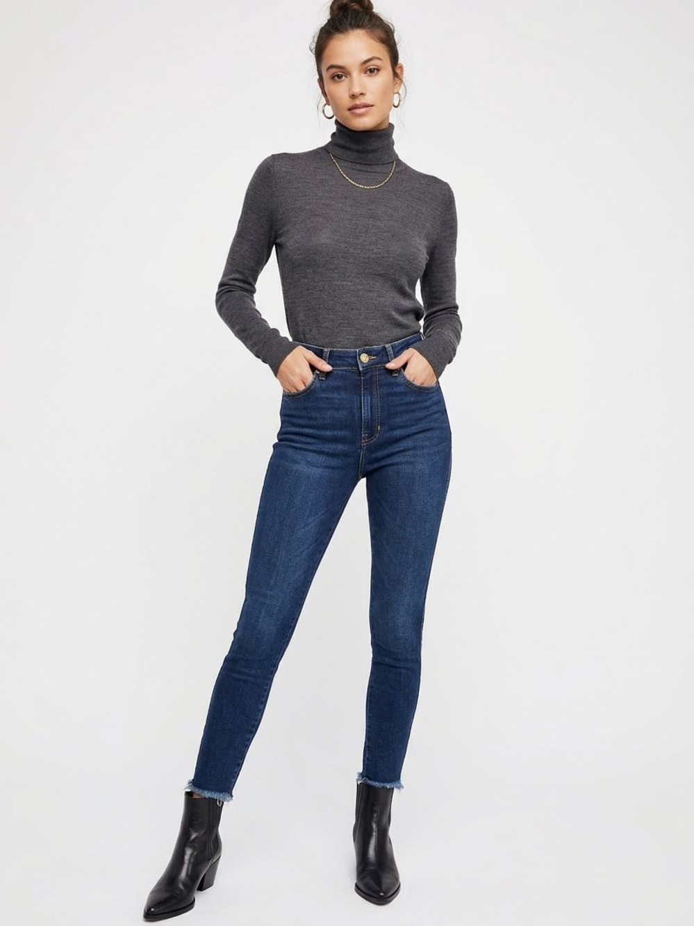We The Free by Free People $78 W13-15” I27” High Rise Raw Hem Skinny Jeans 28/6